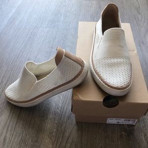 Ugg summers slip on shoes